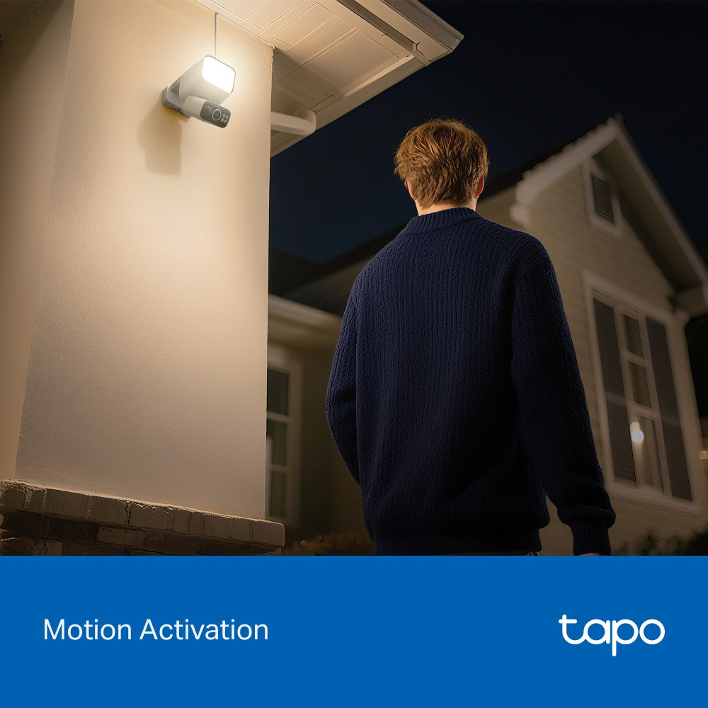 Tapo C615F KIT Solar-Powered Floodlight Pan/Tilt Security Camera Kit